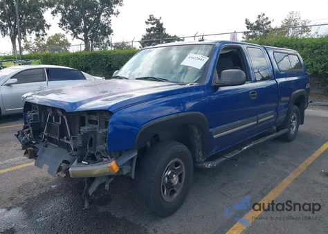 2004 Chevrolet Silverado 1500 Ls из США, поврежденный, VIN 2GCEK19T241252247